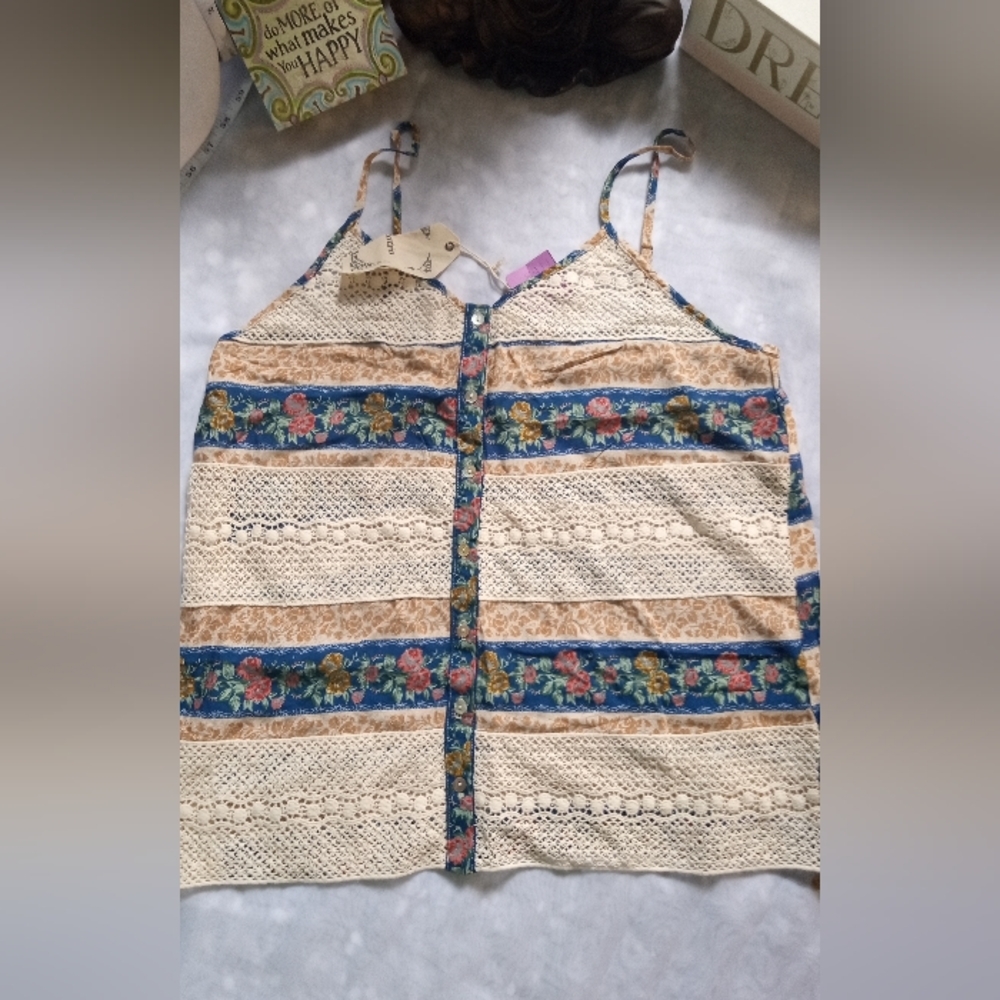 Womens juniors size medium boutique top